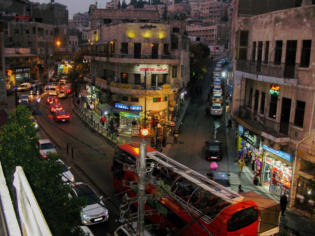 Cliff Hostel Amman Esterno foto